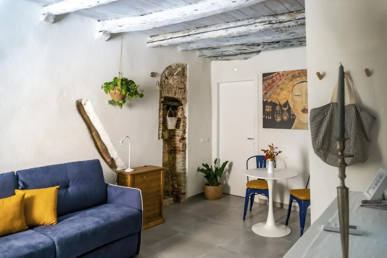 公寓 Elegante Dimora Nel Centro Storico Di Cagliari